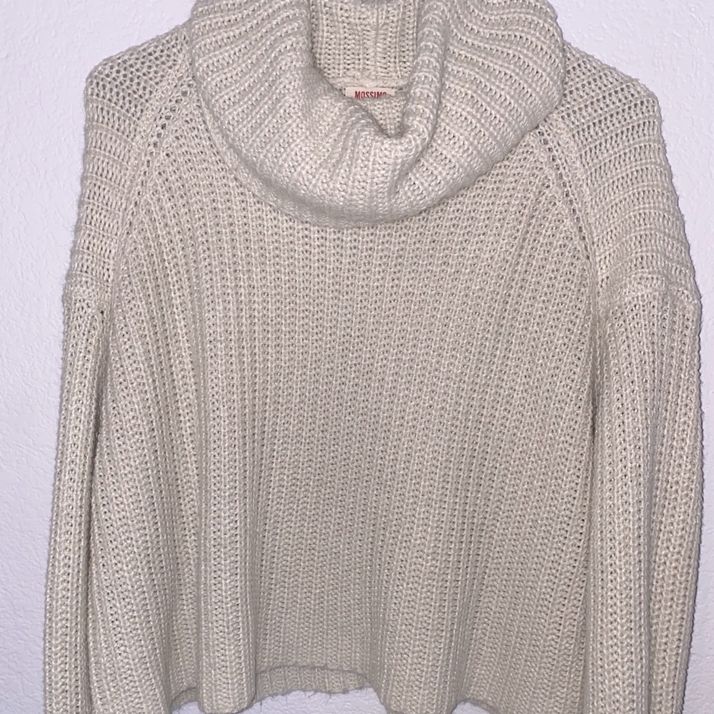 WMNS S Mossimo White Woolen Turtle Neck